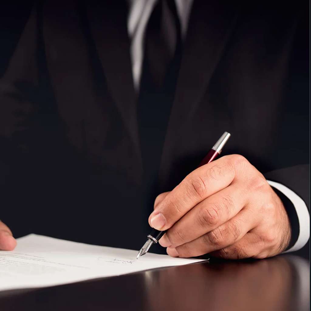 Compromisso com a Justiça e a Eficiência